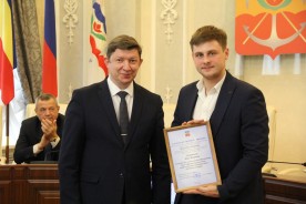 Сергей Ладанов поздравил работников культуры с профессиональным праздником
